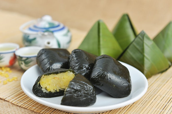 bánh ít lá gai bình định mua o dau