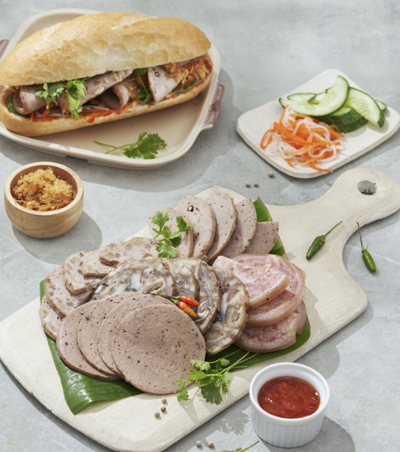 đặc sản bánh tráng dừa bình định